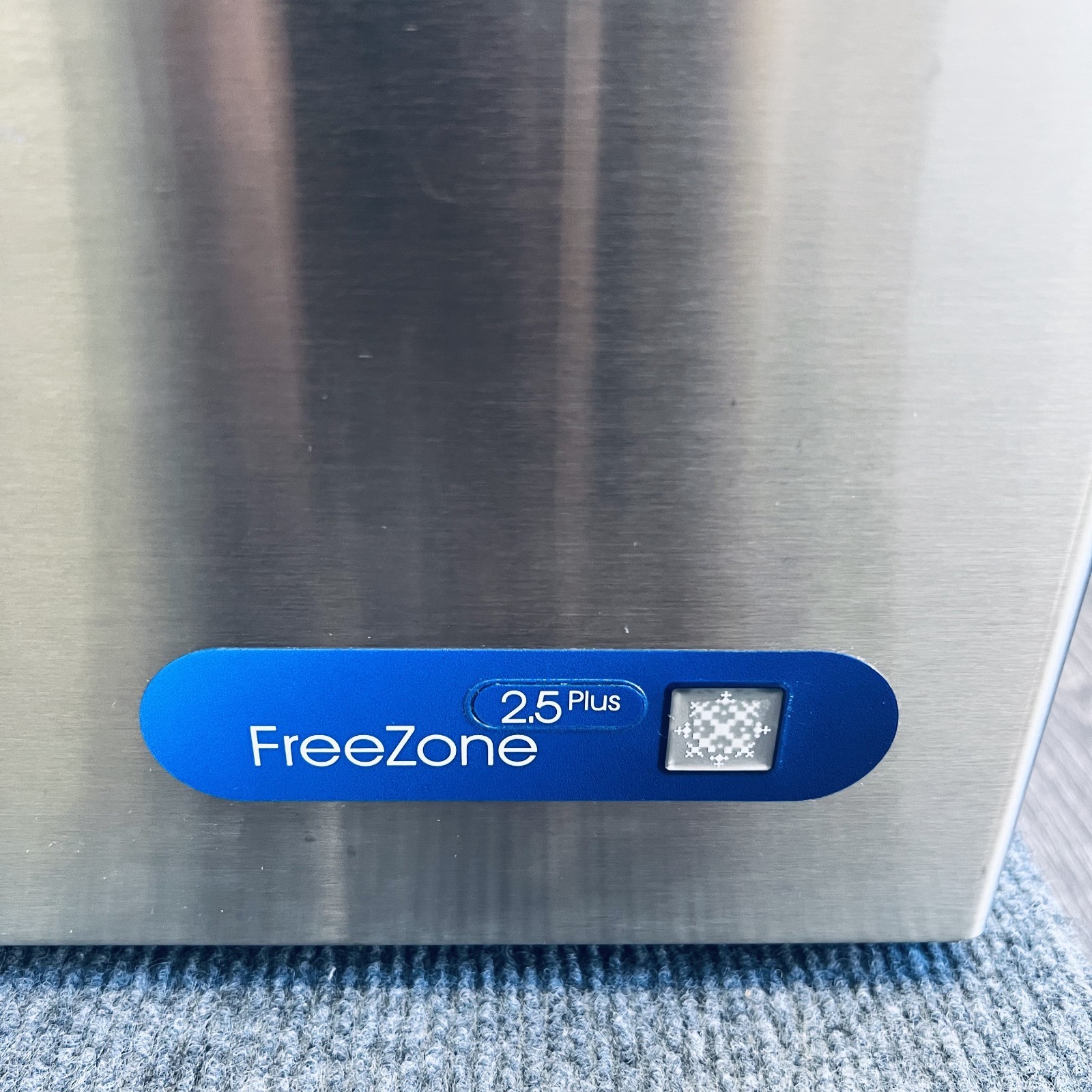 Labconco FreeZone 2.5 Liter Plus 7670021 Freeze Cascade Benchtop Dry System