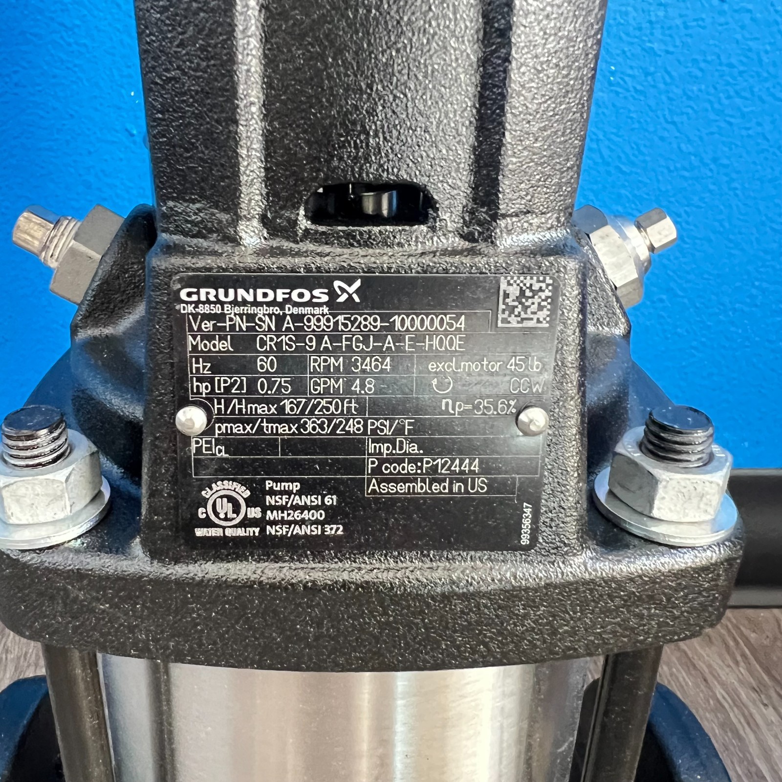 Grundfos CR1S-9 A-FGJ-A-E-HQQE Vertical Multistage Centrifugal Pump 0.75HP