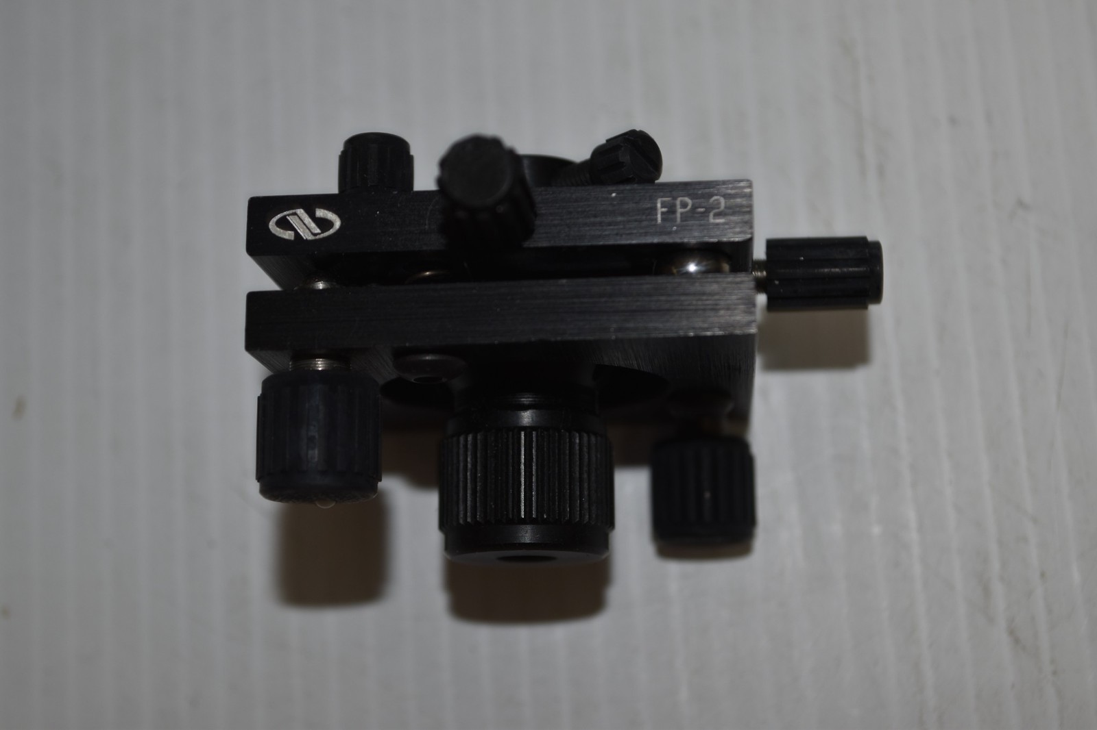*JM* NEWPORT FP-2 FIBER OPTIC POSITIONER (CTE103)