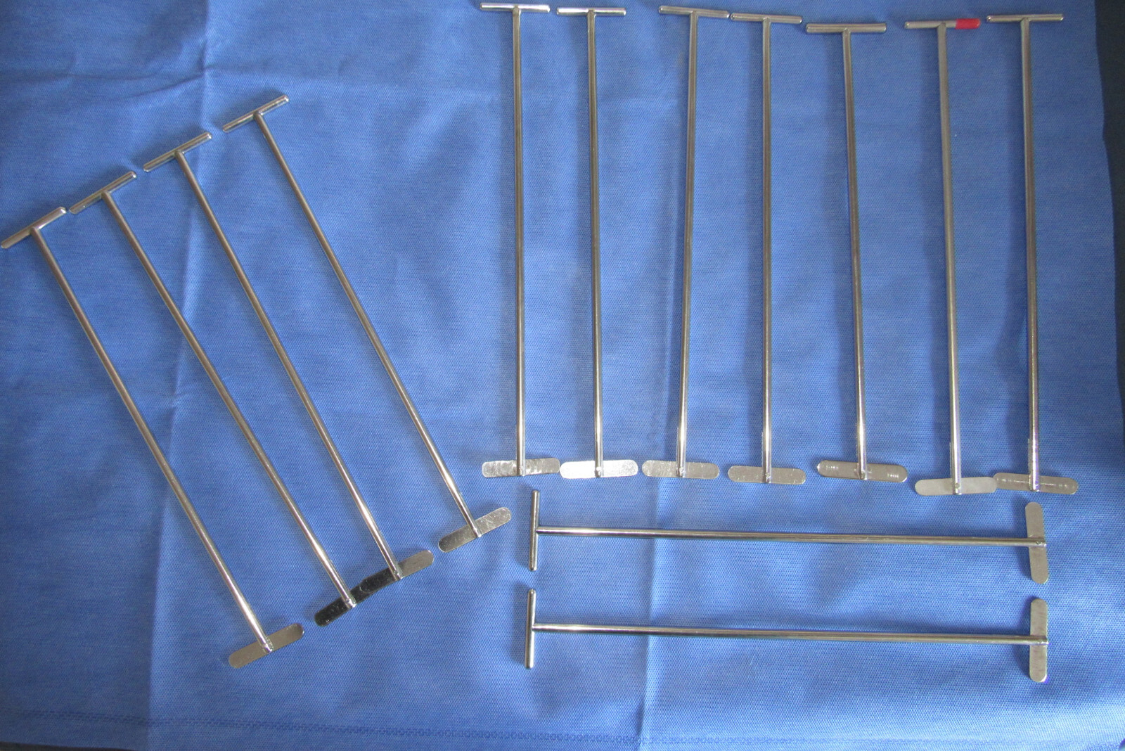 Lot of 13 Weisenbach Forceps 12.5″ Instrument Holder Stringer Good Condition