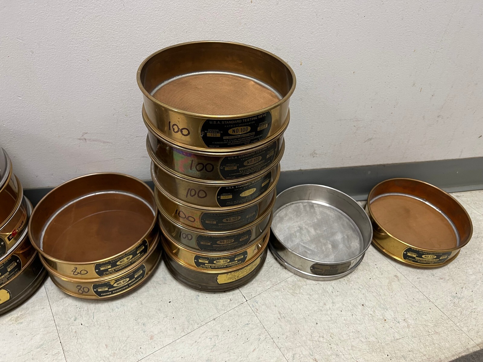 FISHER SCIENTIFIC USA STANDARD TESTING SIEVE various sizes / 8″ diameter