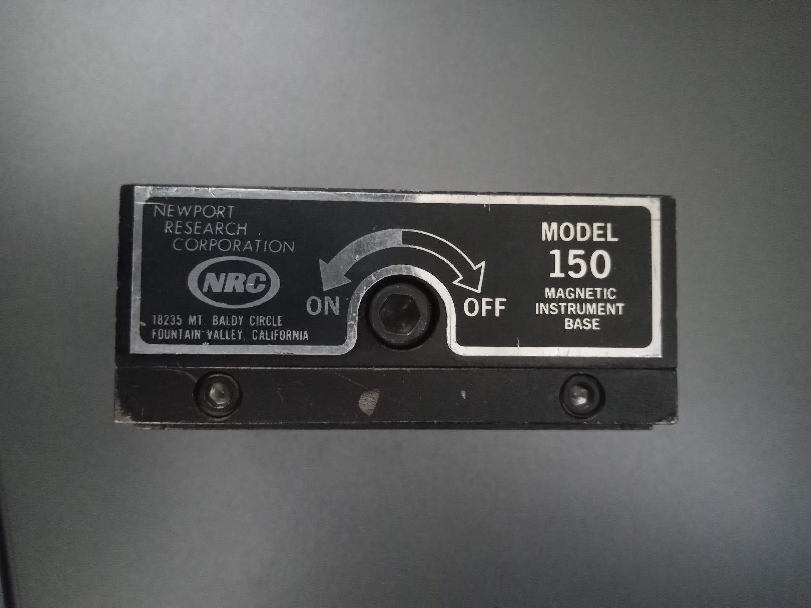 Newport Research Corporation Model 150 Magnetic Base