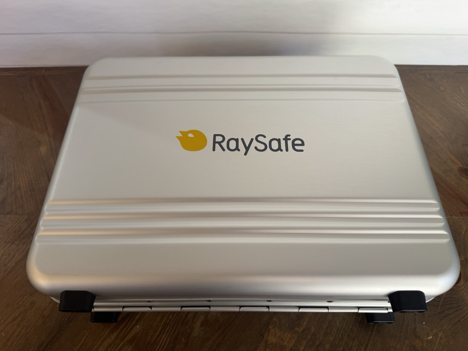 Unfors RaySafe Xi 8201023-D base Unit with Detectors -New/Old Stock- Please Read