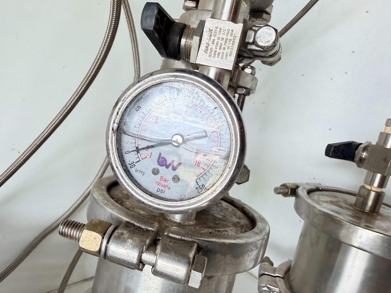 Best Value Vacs (BVV) Stainless Steel for Extracting Materials from Plant Leaves