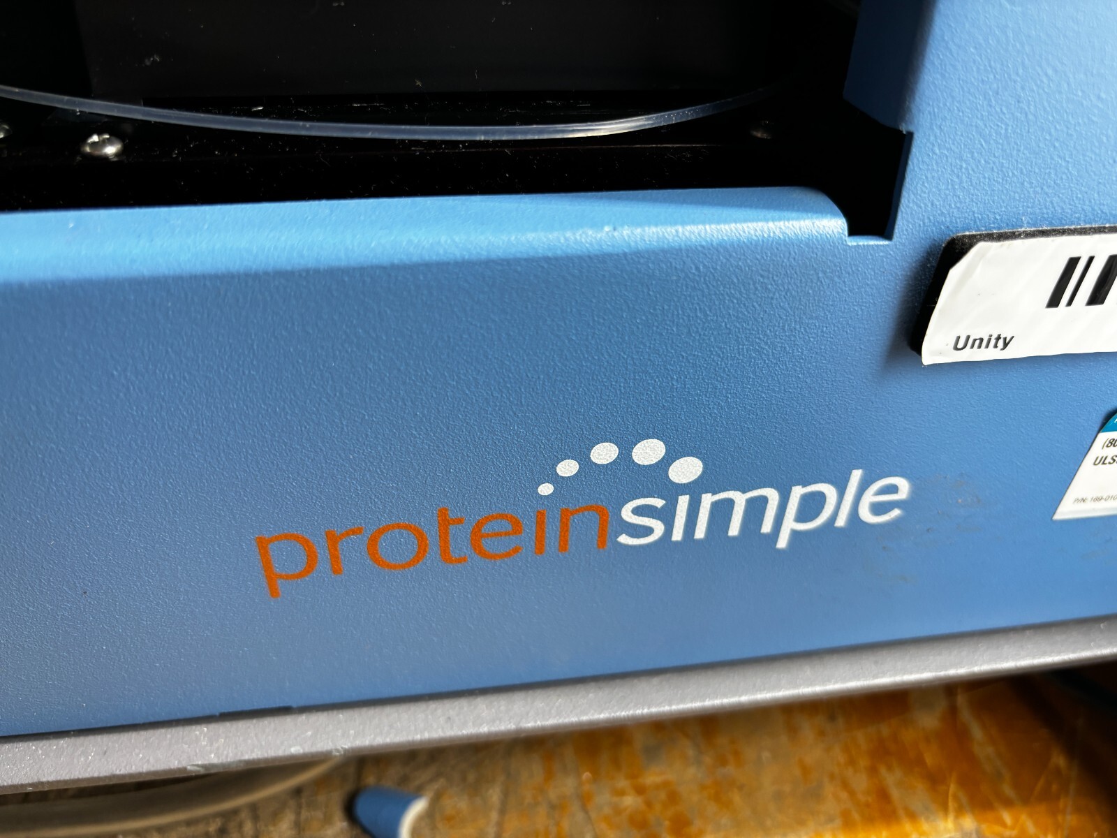 PROTEIN SIMPLE MODEL 720NV AUTOSAMLPER REV E 100-240VAC 50/60HZ SERIAL 10330 🎯