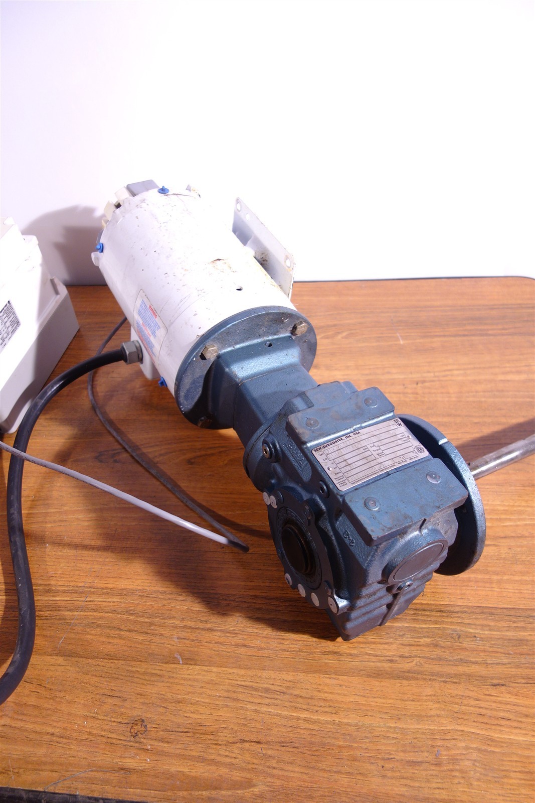 Baldor Vector 1HP Variable Speed Motor Allen Bradley Powerflex 70 Drive Encoder