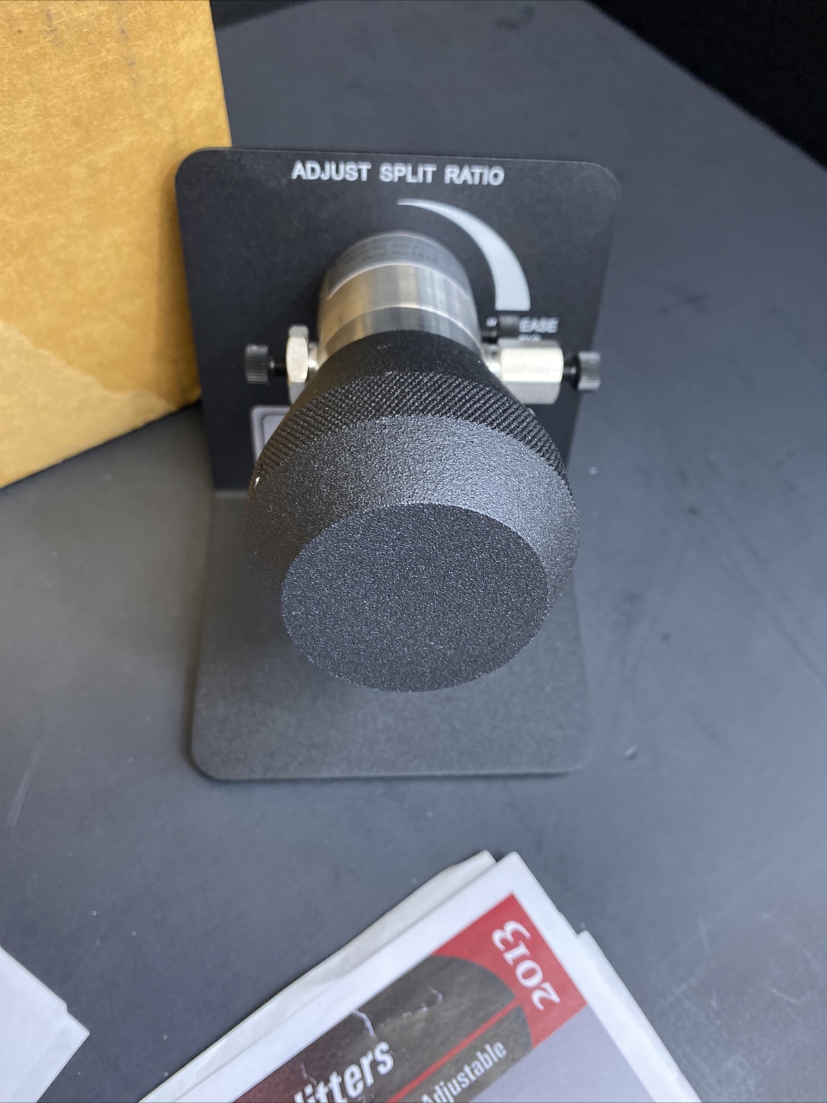 Analytical Sales Adjustable Flow Splitter with 06 Resistor Post Column