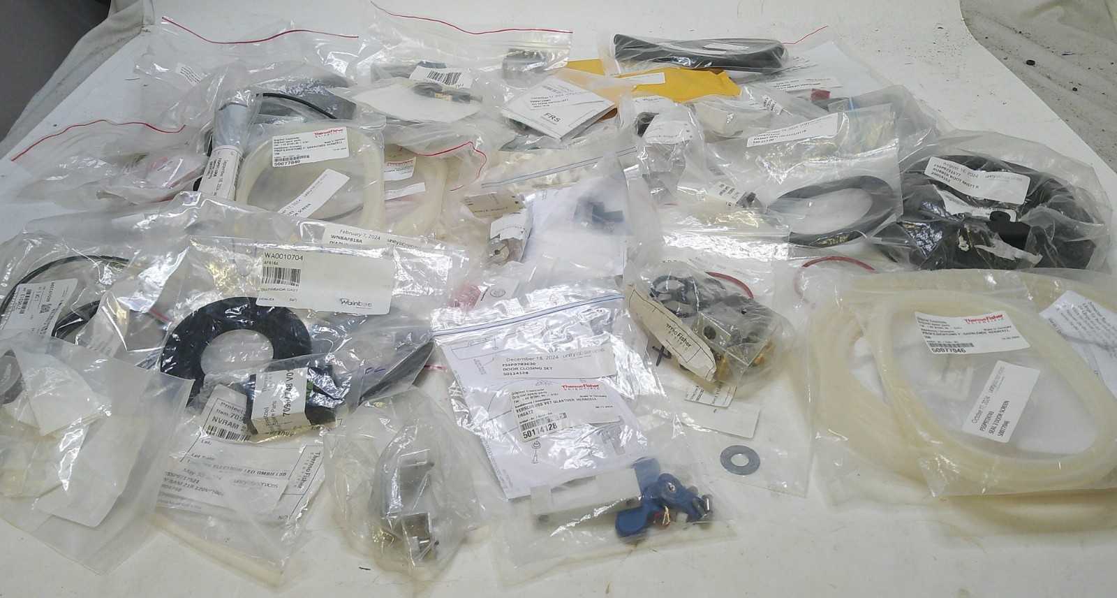 Joblot of 42 Pcs Thermo Fisher Scientific Parts