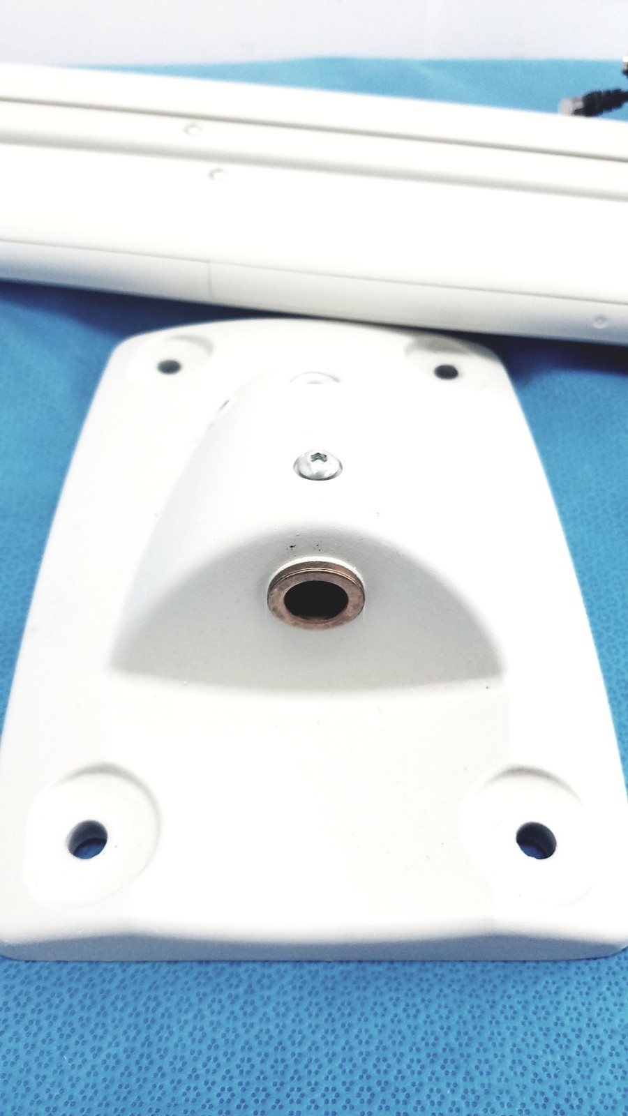 PDI Medical Monitor Mounting Arm with Adaptor and Cables