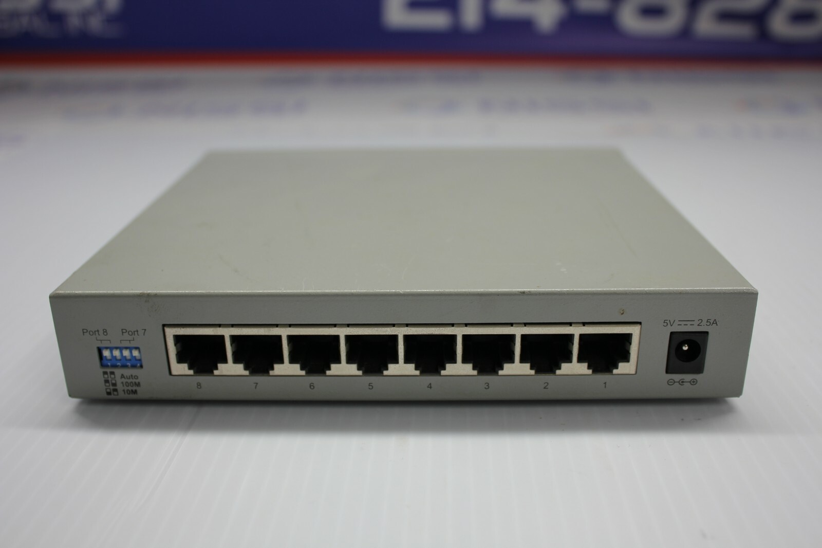 ALLIED TELESYS AT-FH708E 8-PORT ETHERNET HUB