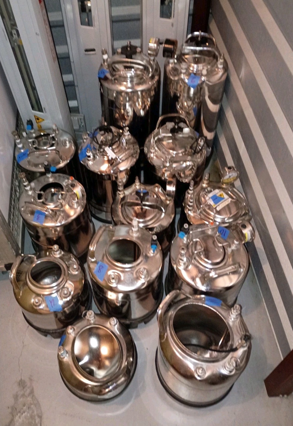 Alloy Product Stainless Steel Tank Pressure Vessel As Is for Parts(One)