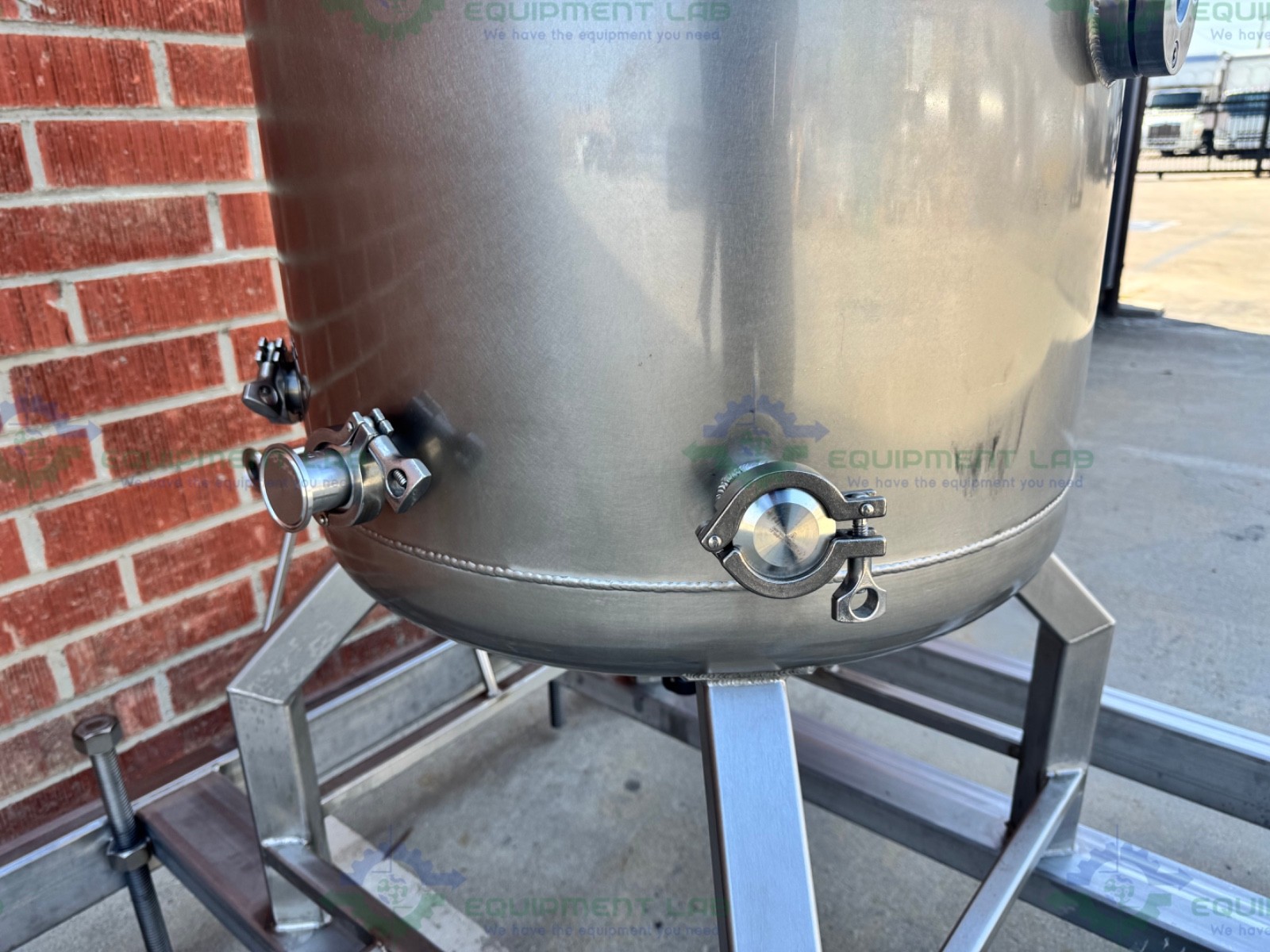 Unknown Brand 300 Liter Mixing Tank w/ Lenze 3 Phase Motor, Impeller