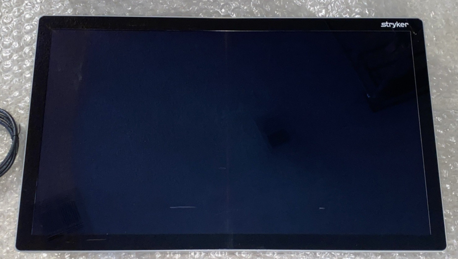 Stryker Navigation Monitor 32″ Surgeon Display with Pad Cover 7700-830-000 SM-4