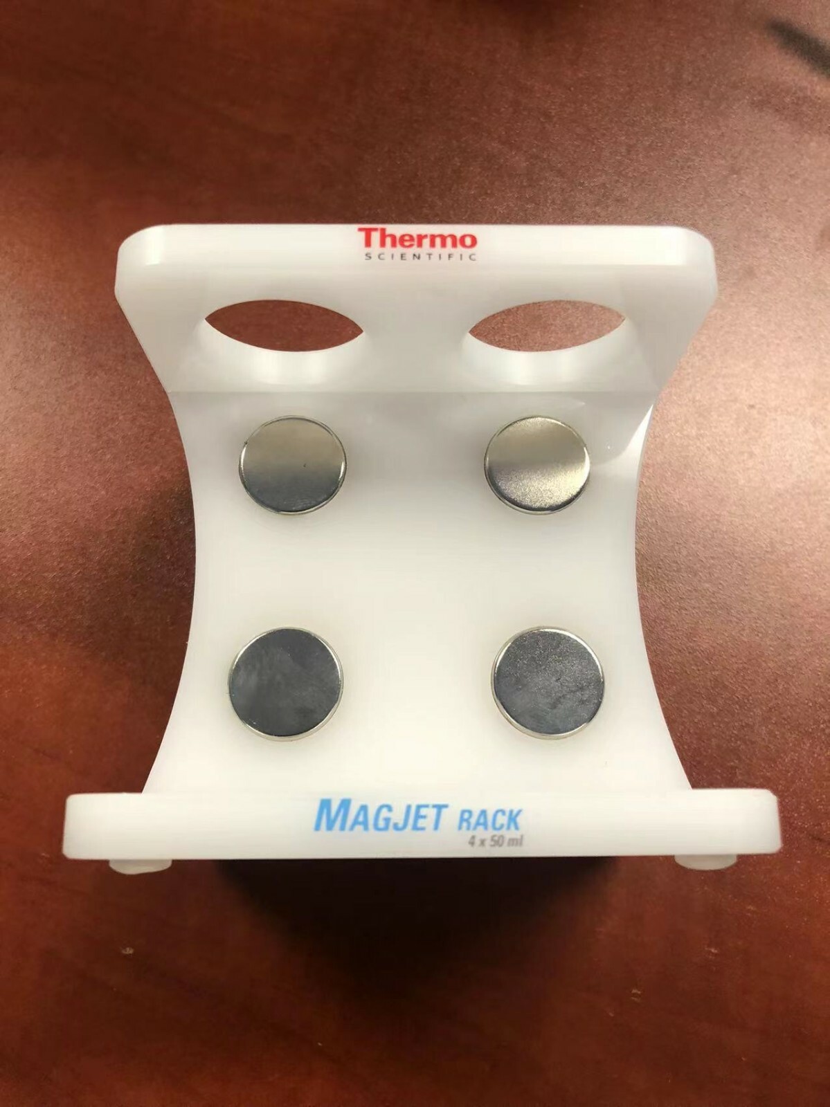 Thermo Scientific™ MagJET Separation Rack, 4 x 50 mL vial MR04