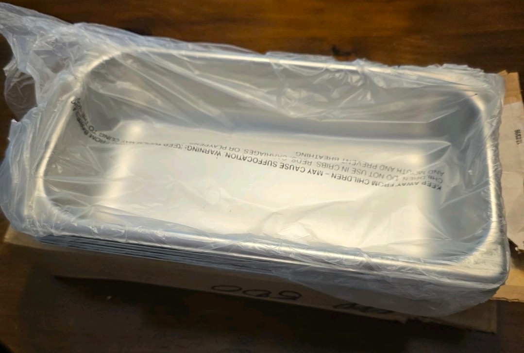 Vintage Polar Ware 12.6 x 6.8 x 2.75″ Stainless Steel Table Pan 2 Qt. S12062