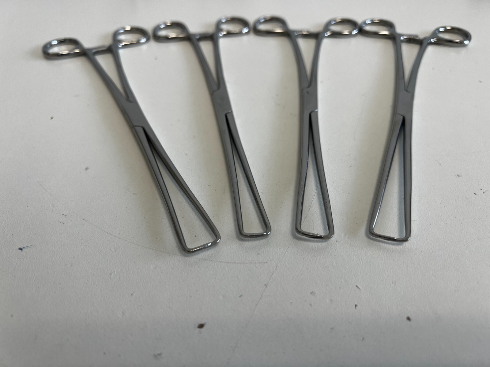LL8: Lot of 16 Surgical Instruments