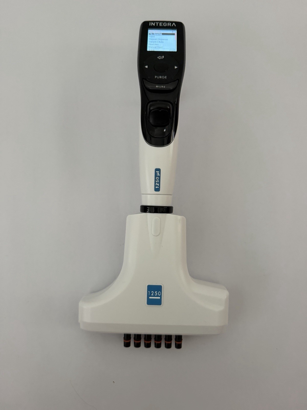 Integra Voyager (adjustable) 50-1250ul 6-channel electronic pipette
