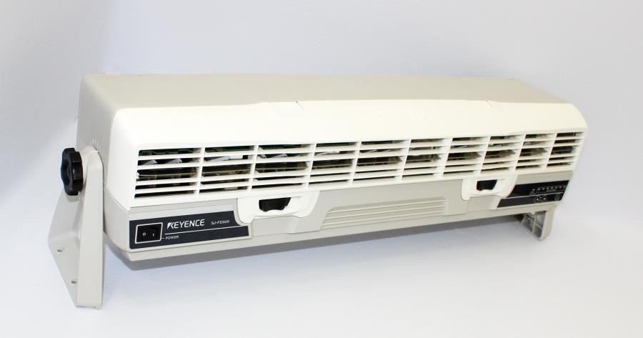 Keyence SJ-F5500 Static Eliminator Blower, 7000V, High-Speed, Used (3375832)