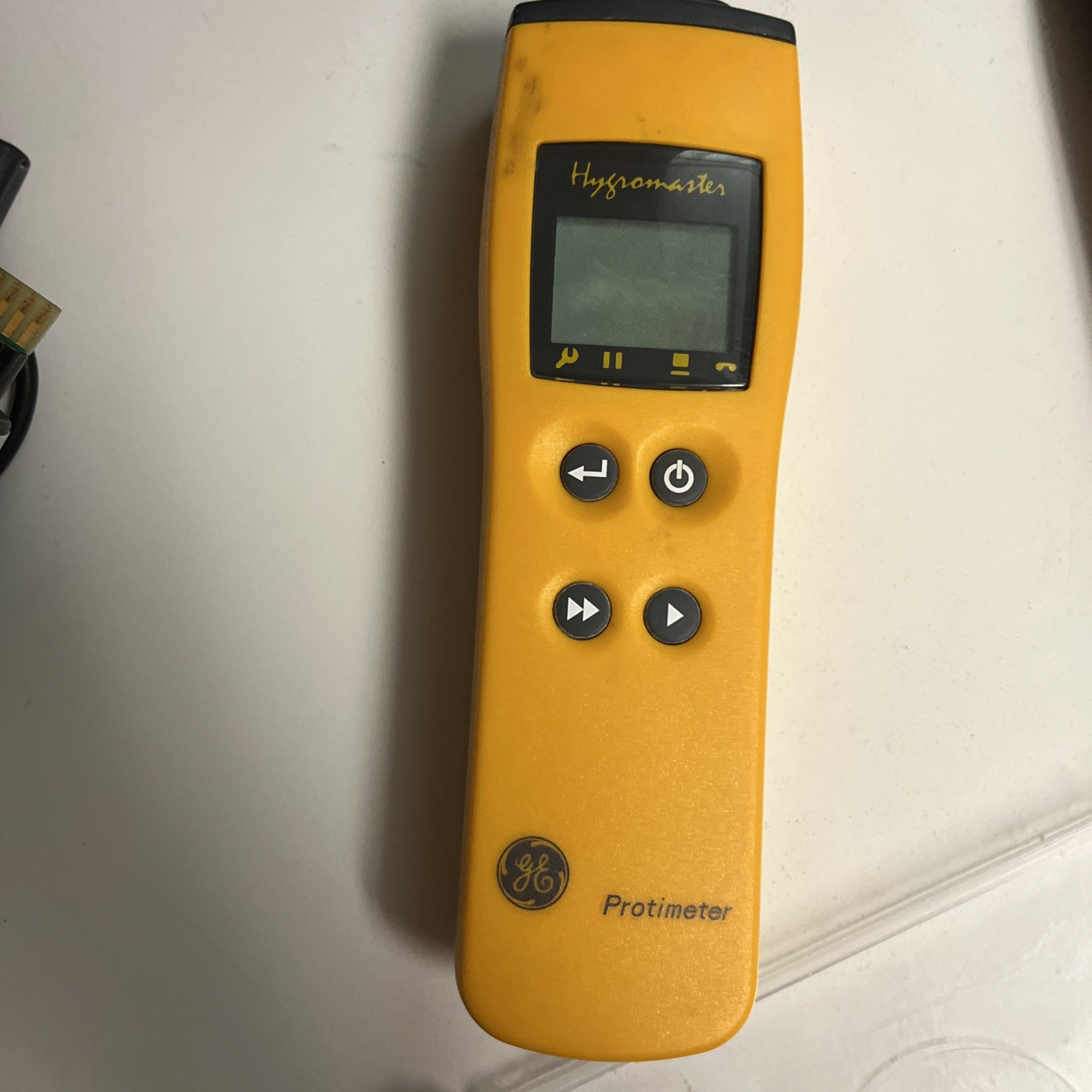 2 HYGROMASTER GE Protimeter Moisture Measurement System Yellow WORKS W/ Case