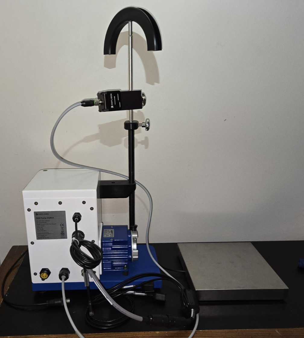Repligen i100 Triple Peristaltic Pump Station, Flowmeter & Scale KrosFlo KTF TFF