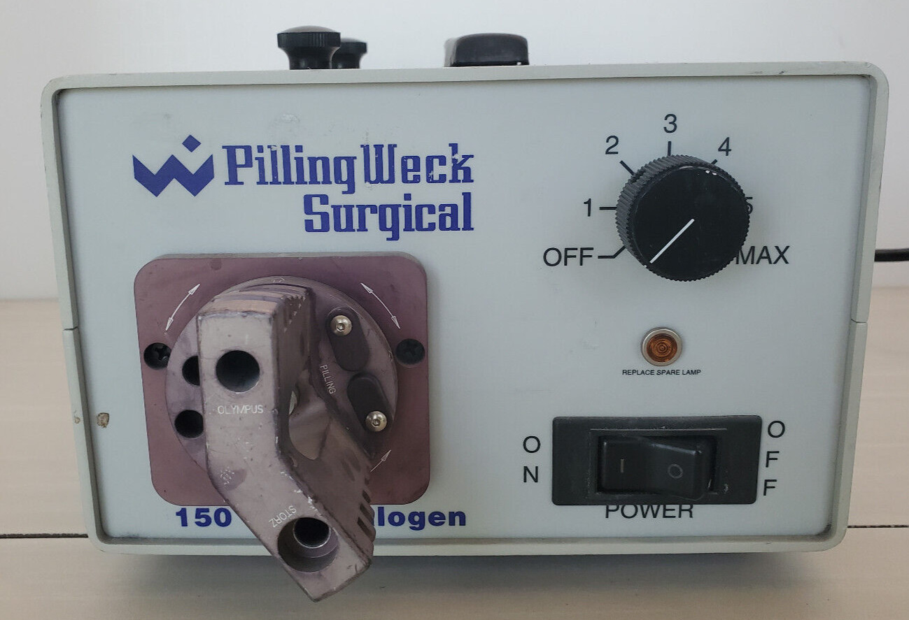 Pilling Weck Surgical 150 Watt Halogen Light Source, Model 521318