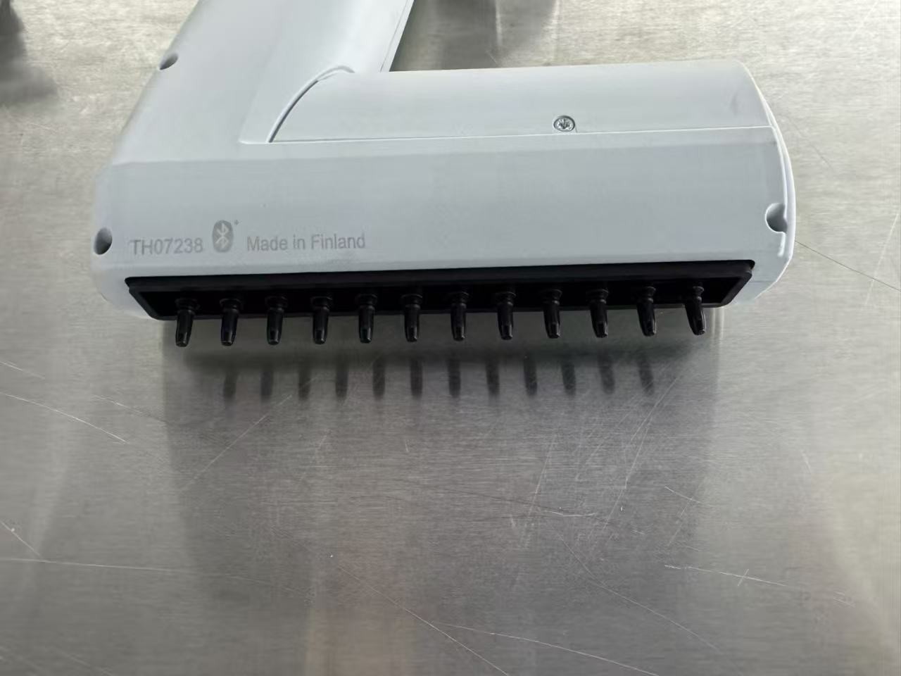 Thermo Scientific E1-ClipTip Electronic 12 channel Pipettes 0.5-12.5ul 4671010BT