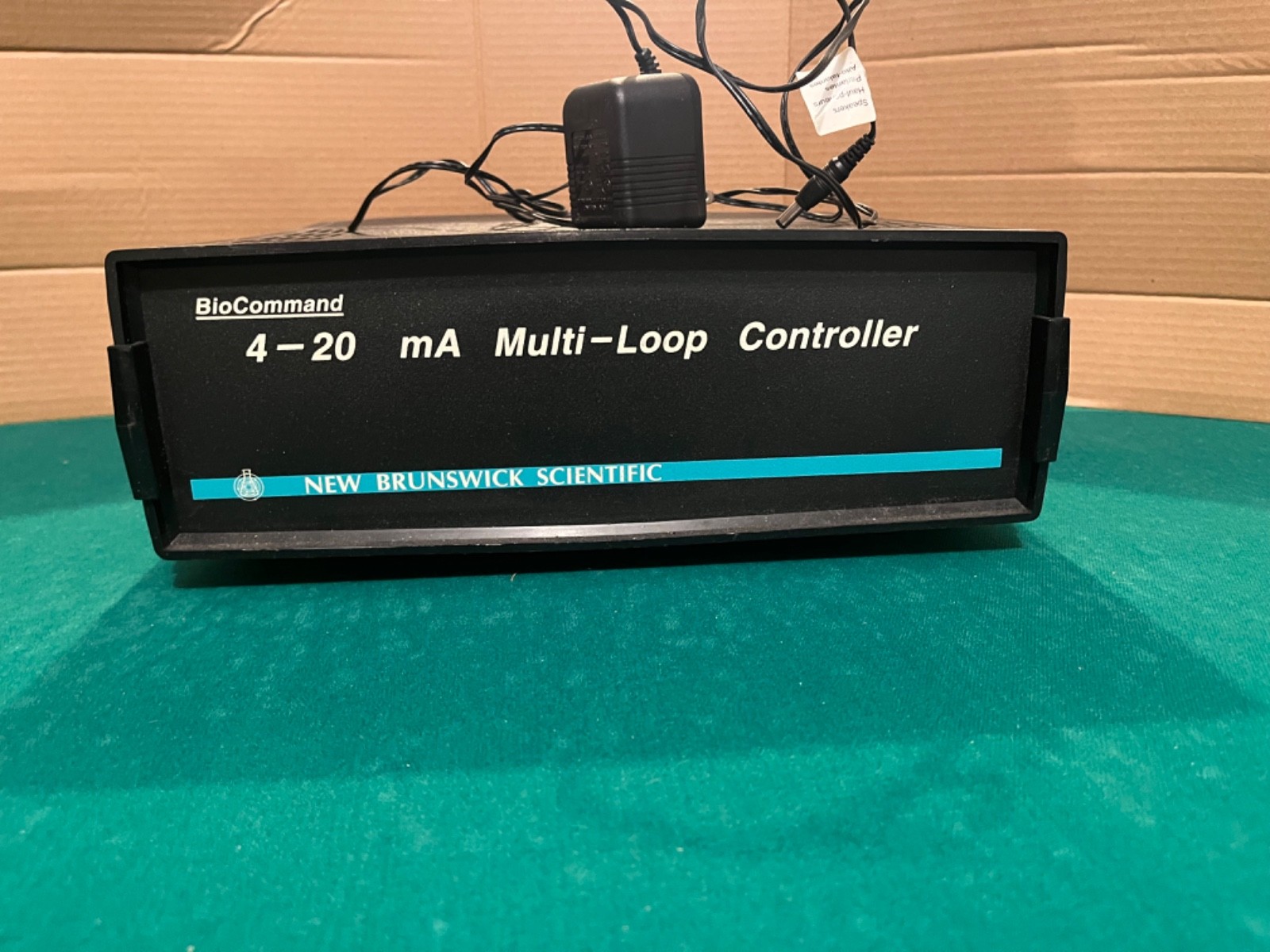New Brunswick Scientific Biocommand 4-20 mA Multi-Loop Controller M1257-1000