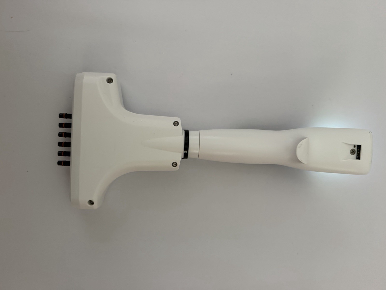Integra Voyager (adjustable) 300uL 6-channel electronic pipette