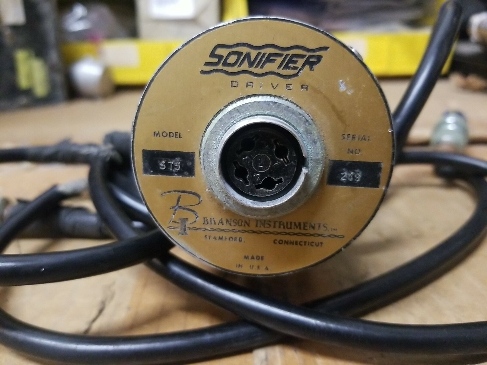 Branson Instruments Ultrasonics Sonifier Driver Model S75 Branson