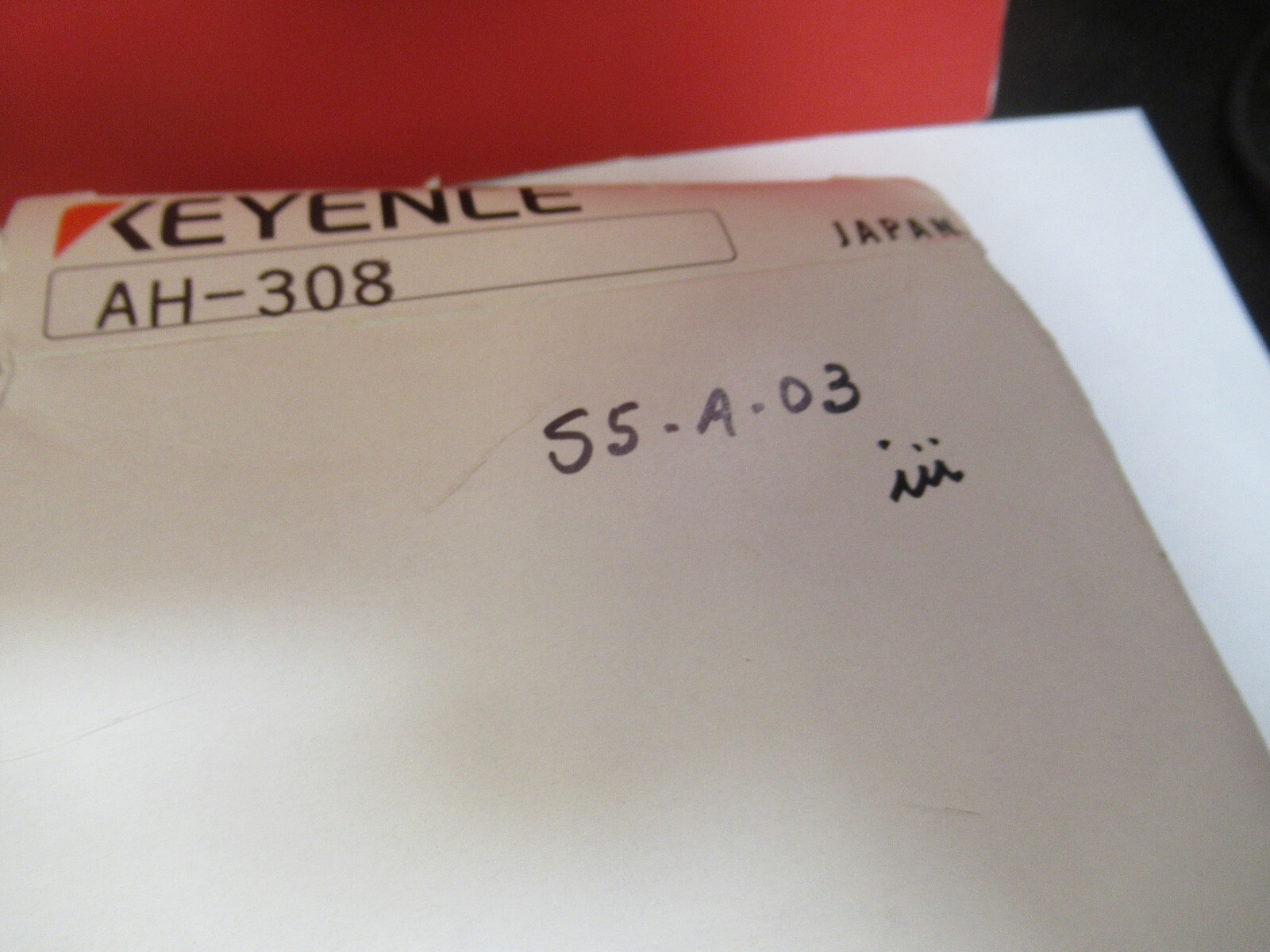 KEYENCE JAPAN AH-308 SENSOR AS PICTURED #S5-A-03