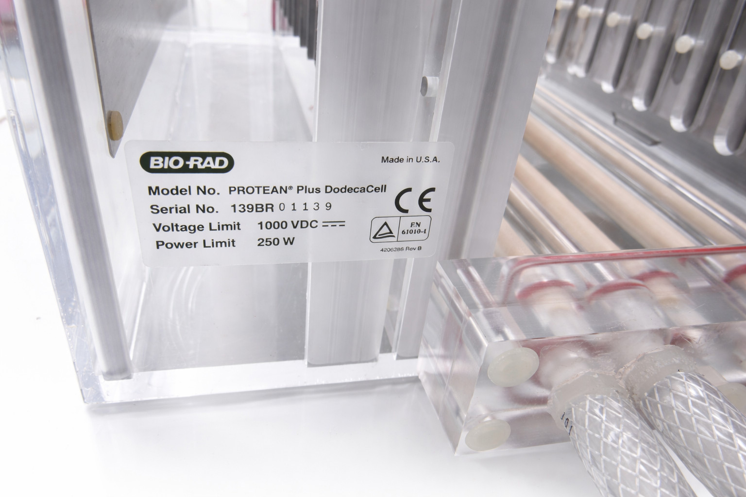 Bio-Rad PROTEAN Plus Dodeca Electrophoresis Cell Water-Tested No Leaks