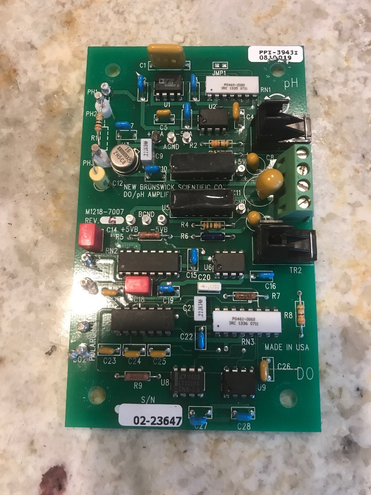New Brunswick Scientific Co DO/pH Amplifier Board M1218-7007