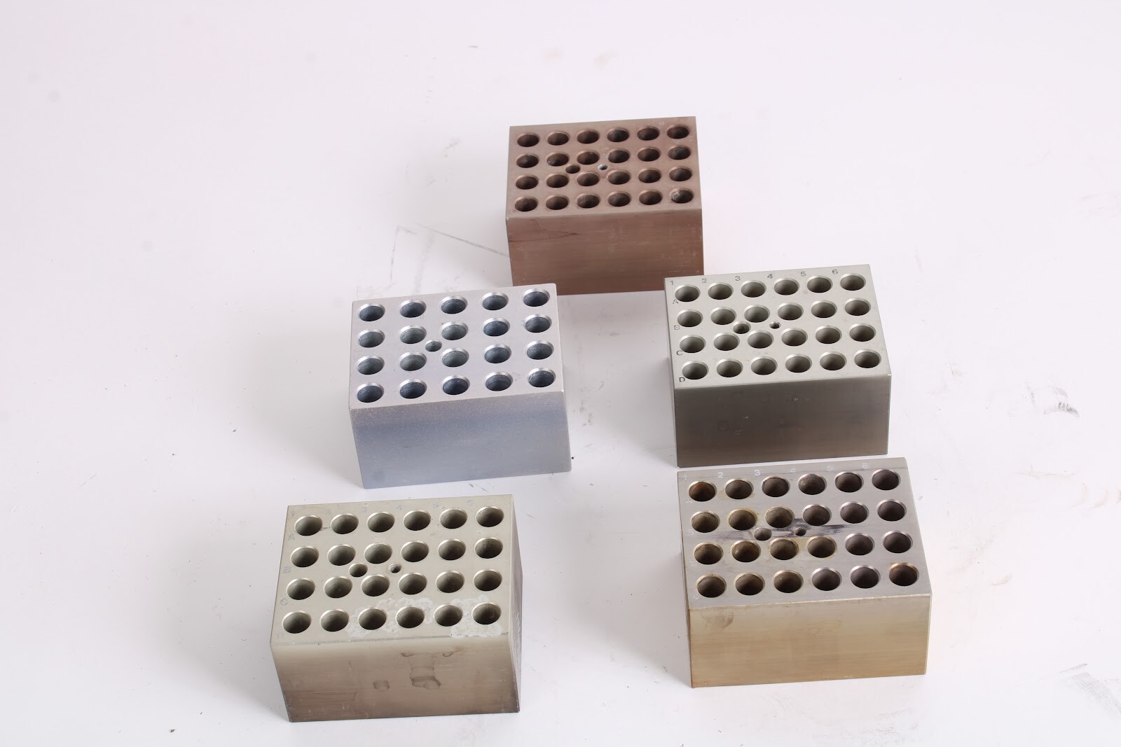 Unbranded Heat Blocks 3-3/4 x 3 x 2 Lot of 5 – Fair Condition