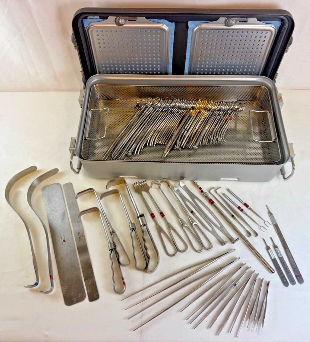 77 Piece V. Mueller Major Abdominal Tray w/ Sterilization Case General Surgery