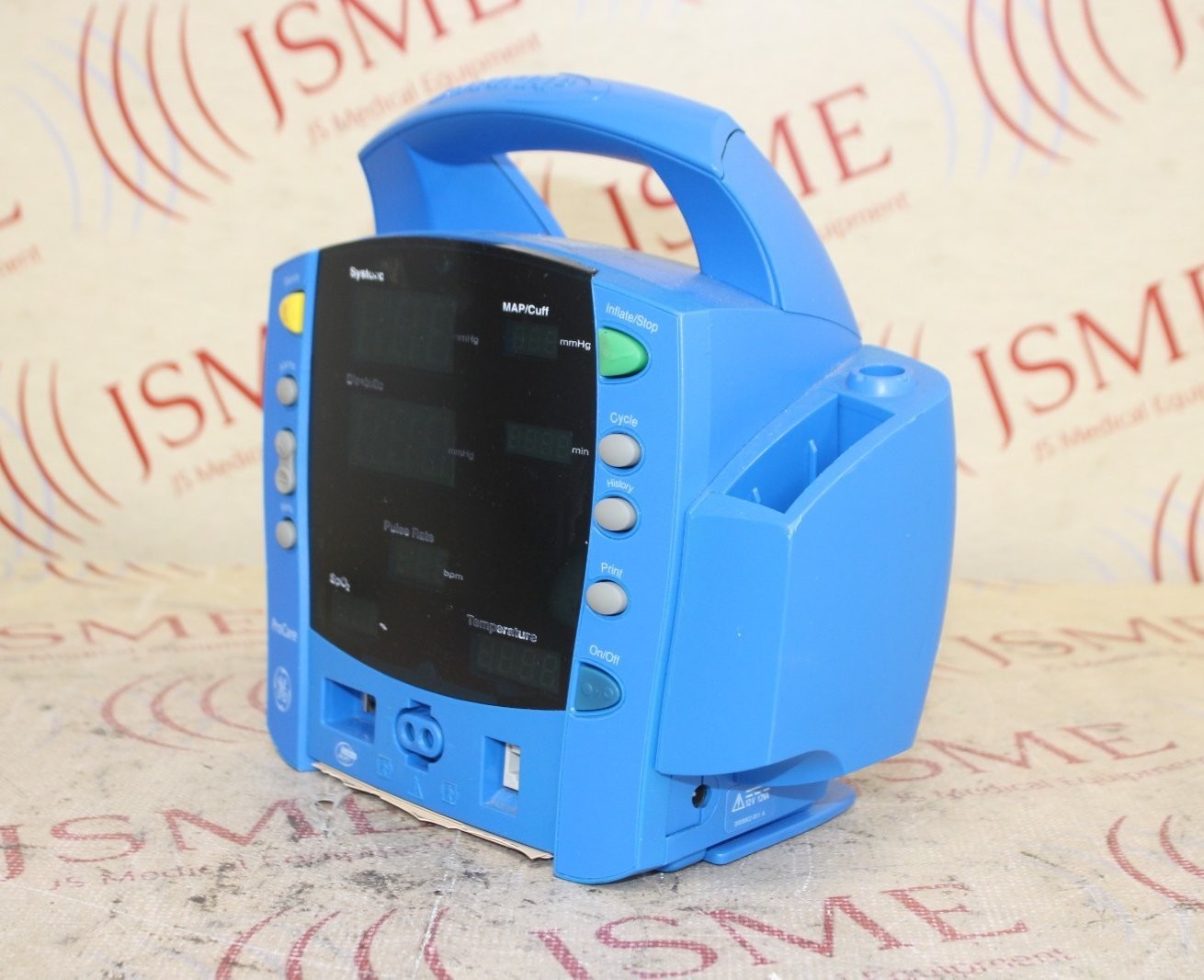 GE Dinamap ProCare Patient Monitor 2019205-001 (handle slightly cracked)