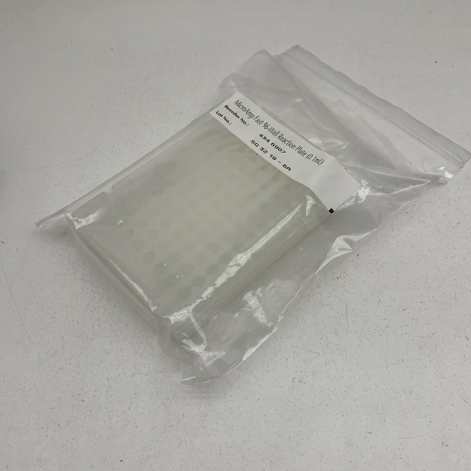 (3-Pack) Applied Biosystems 4346907 MicroAmp Fast 96-Well Reaction Plate 0.1ml