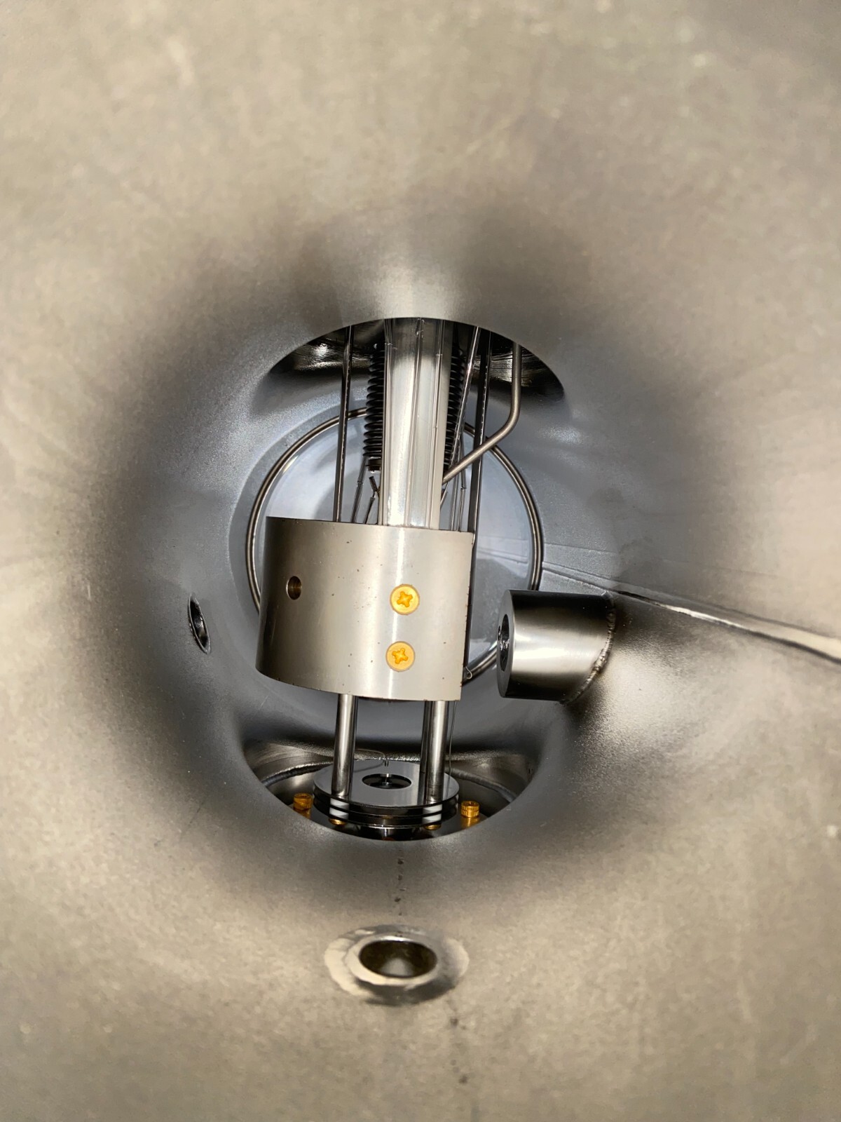 Varian MDC Stainless Steel High Vacuum Chamber for 5988A GC, Used in Lab