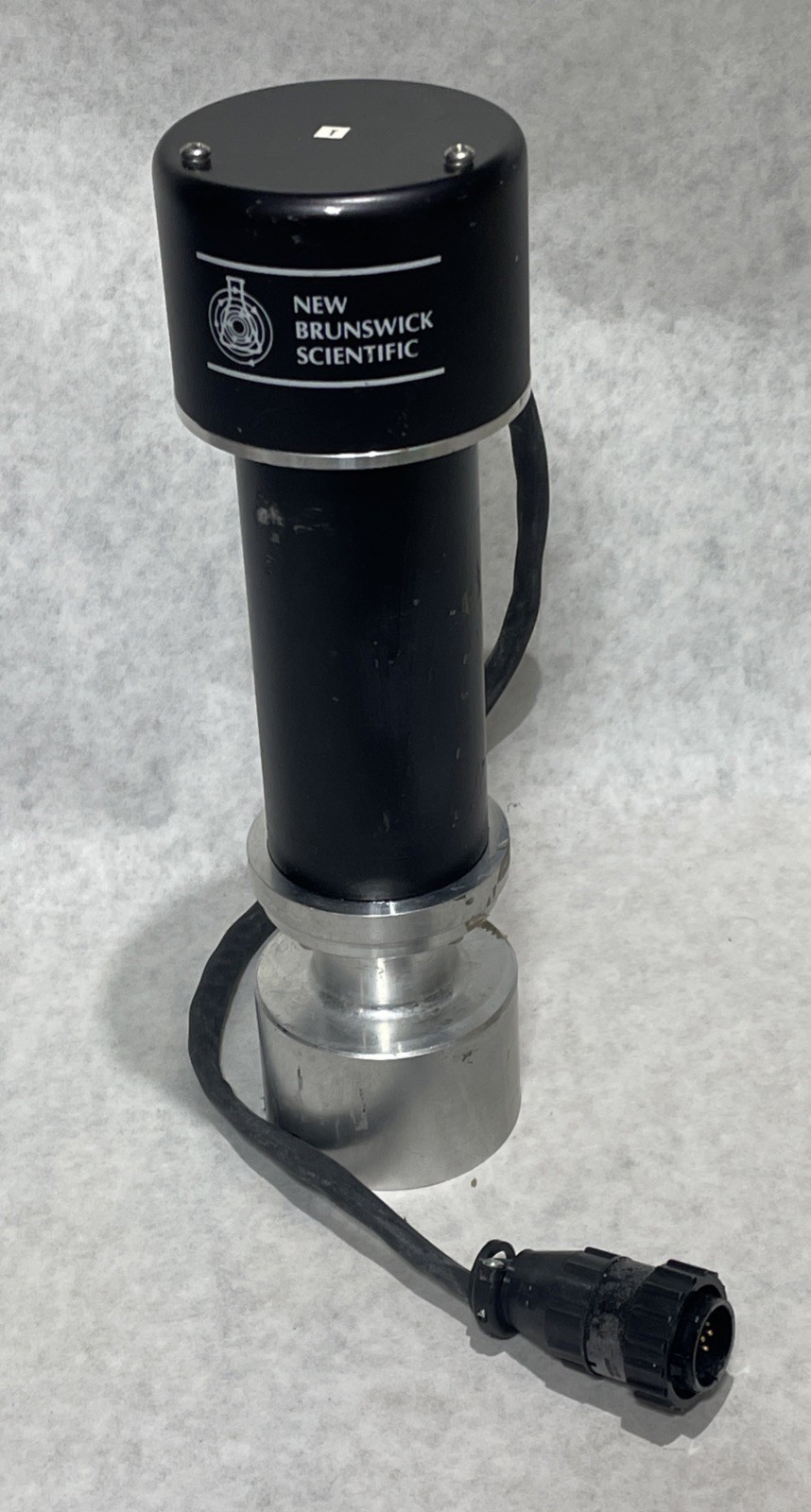 New Brunswick Scientific Litton C23-L65W20M05-001 11″ Fermenter Agitator