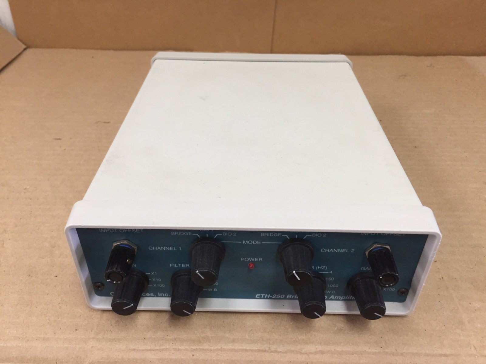 CB Sciences ETH-250 Bridge/Bio Amplifier No Power Cord Untested