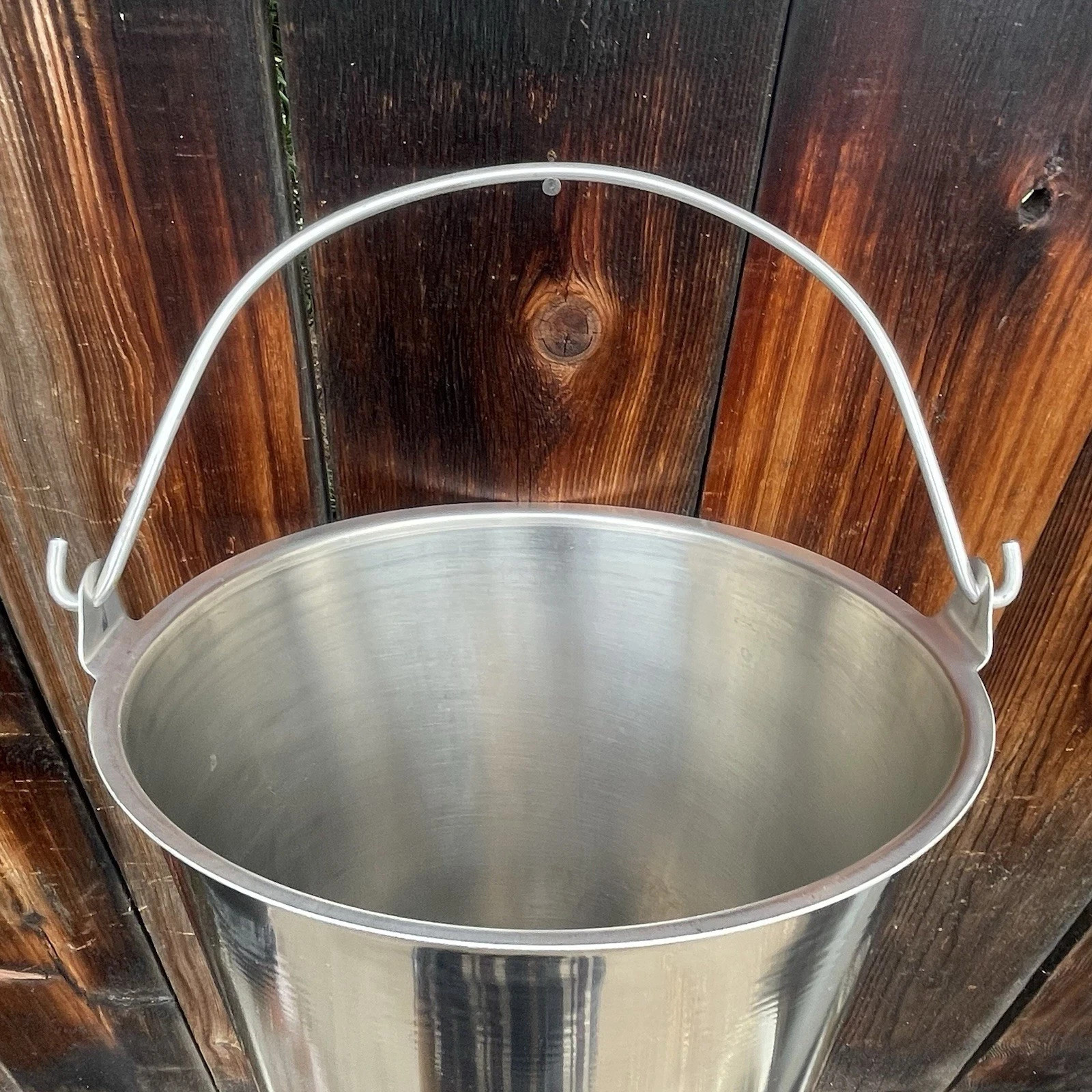 New Vollrath 58130 Tapered Stainless Steel 12.5 Quart Dairy Pail w/ Handle