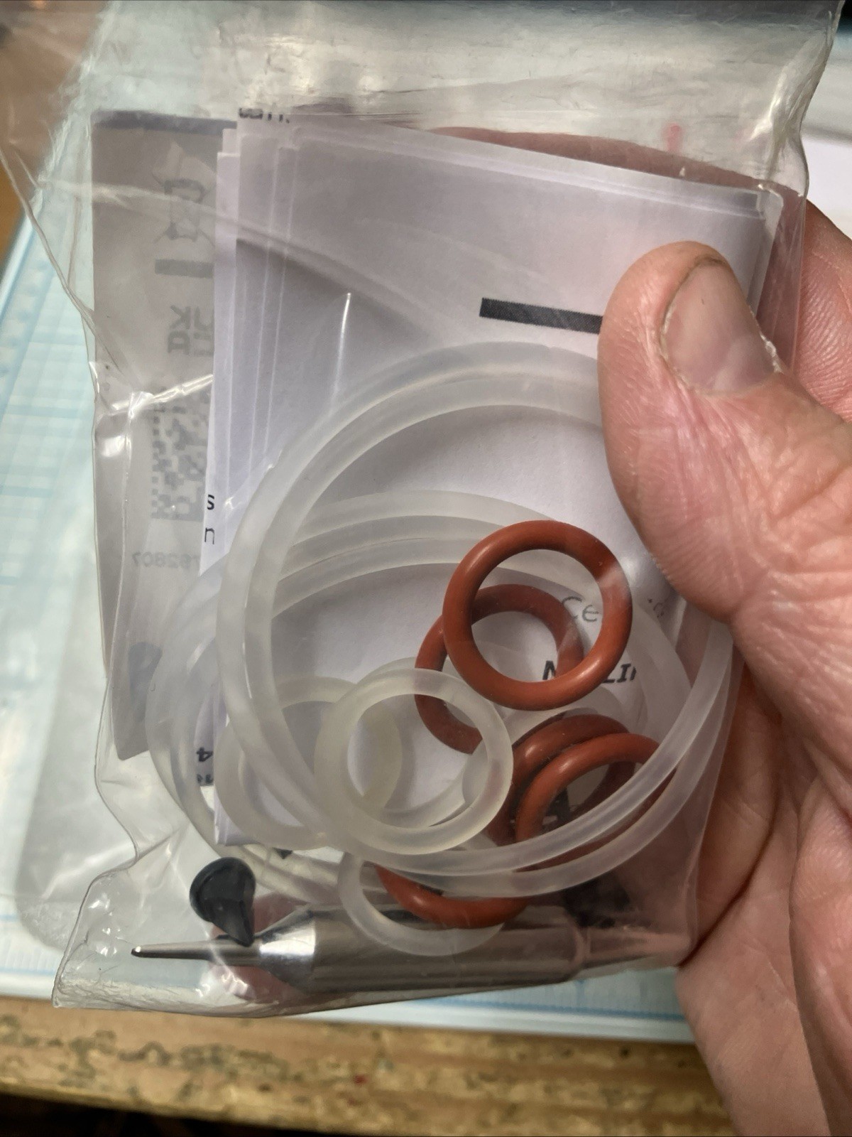 4 NEW Millipore Units of MMGASKTMM Springs Kit for MFX Oasis Heads in Bag. DEAL!