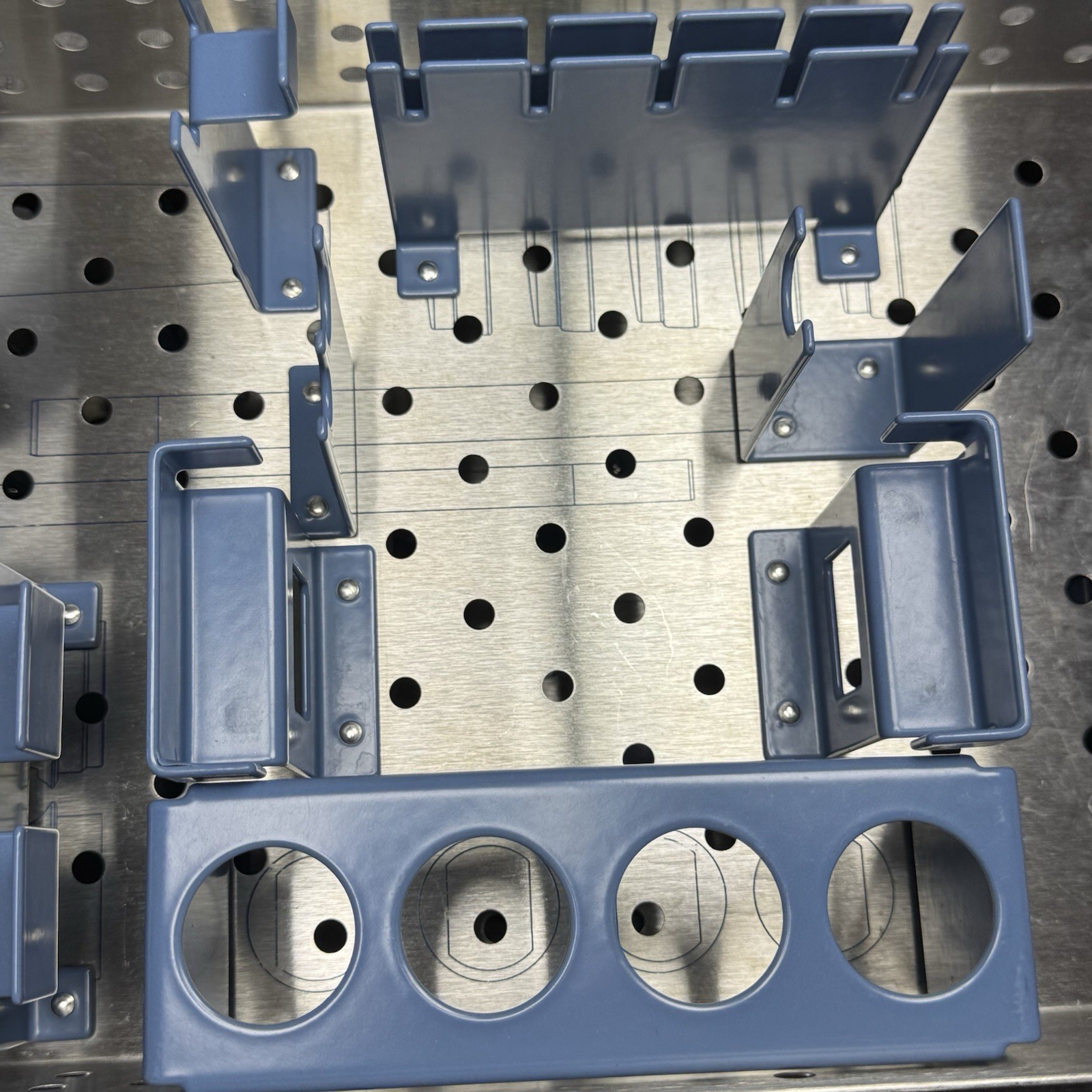 KARL STORZ 39260G ENDOSKOPE PRODUCT Sterilization Trays 2 level With Dividers