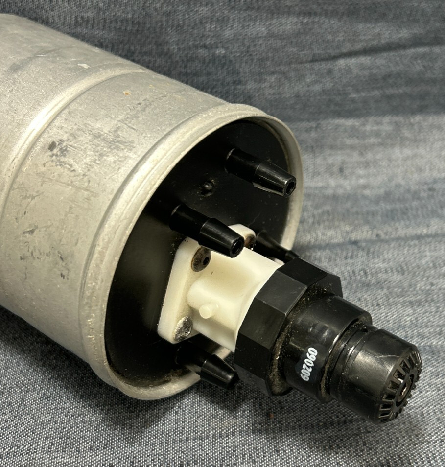 INVACARE 02 CANISTER 4-1/8″ X 3-1/2″ W/UNBRANDED REGULATOR
