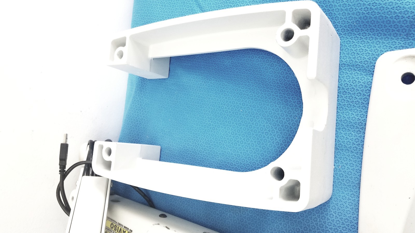 PDI Medical Monitor Mounting Arm with Adaptor and Cables