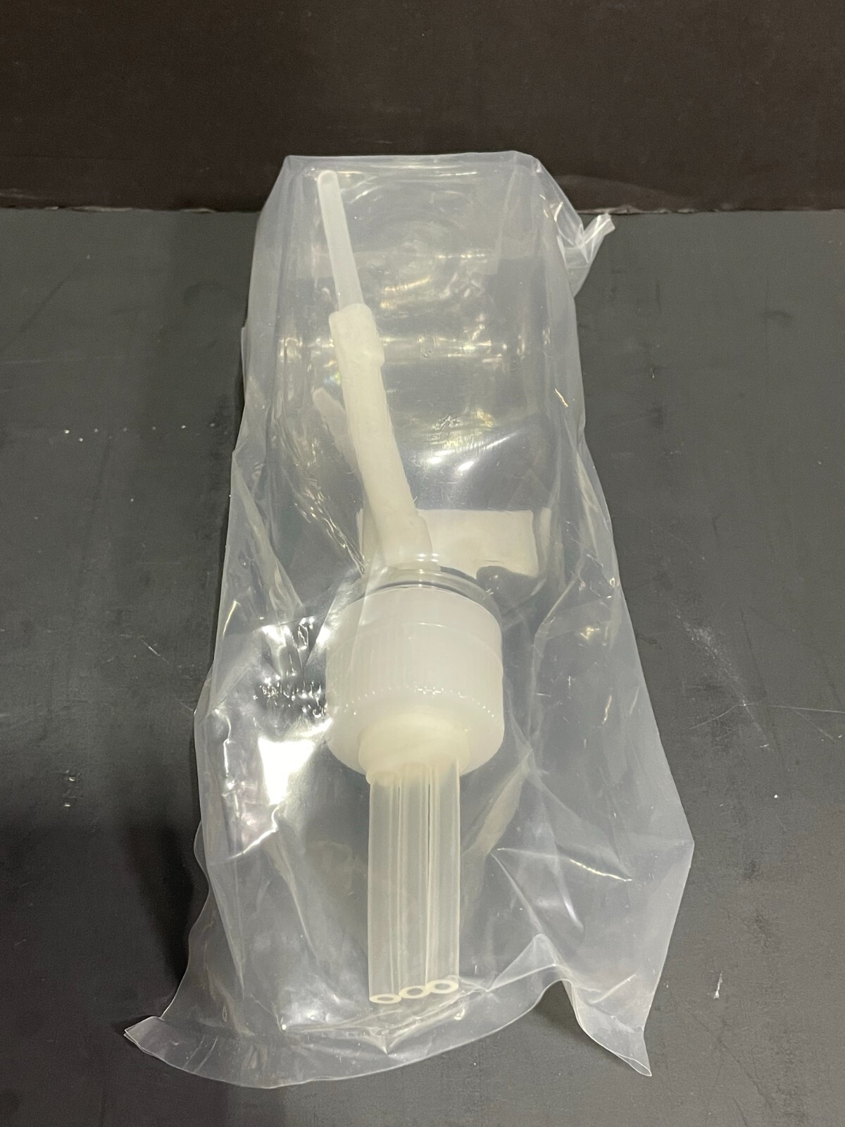 Repligen Bottle 500 ml with 3 Port Cap