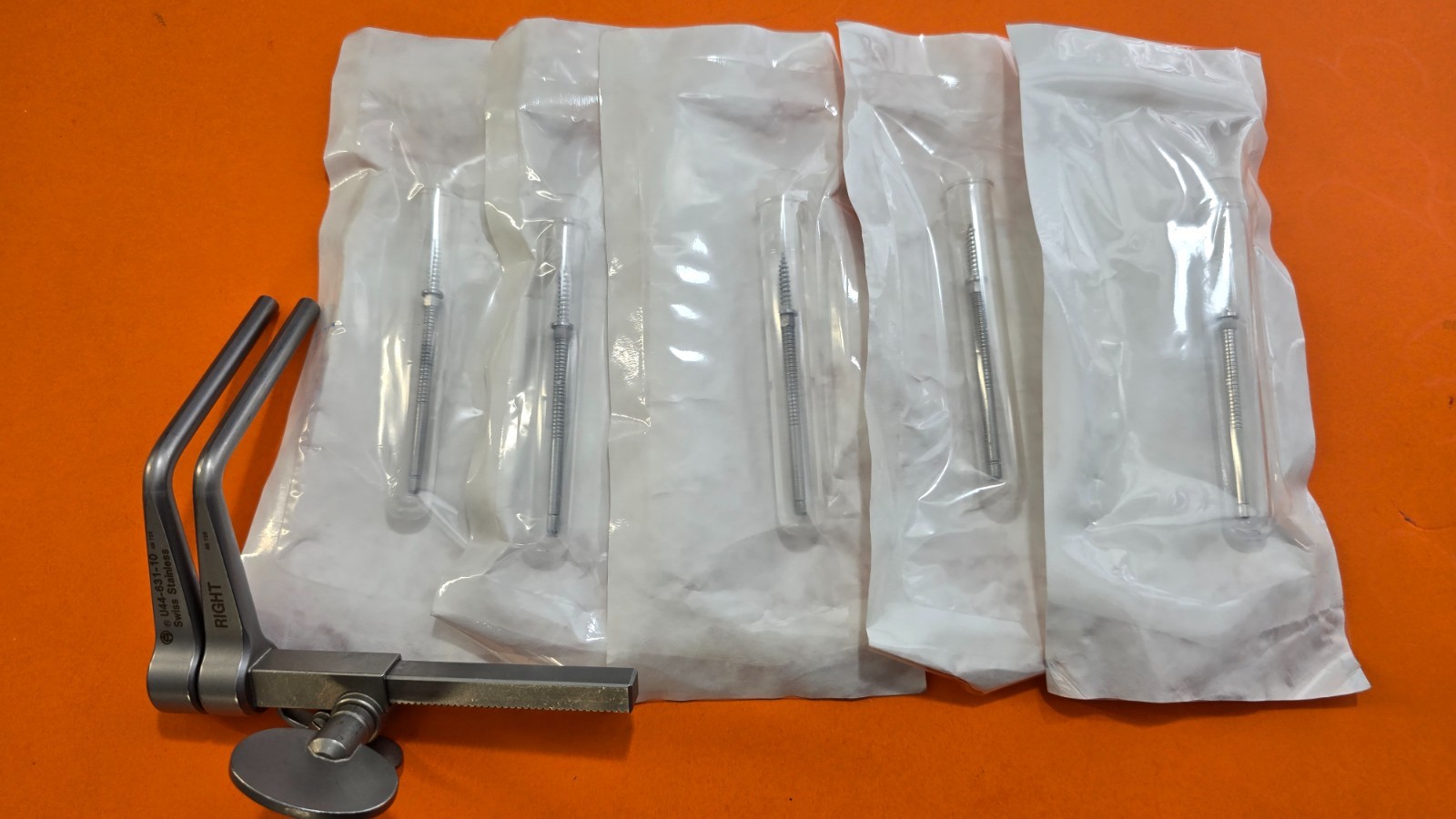 Zimmer Surgical Cervical Distractor Right with Ratchet (FREE Distraction Pins)