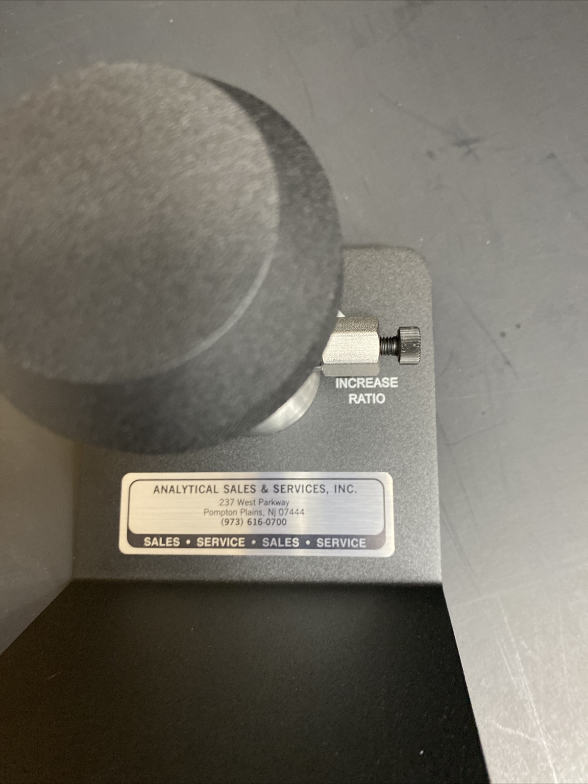 Analytical Sales Adjustable Flow Splitter with 06 Resistor Post Column