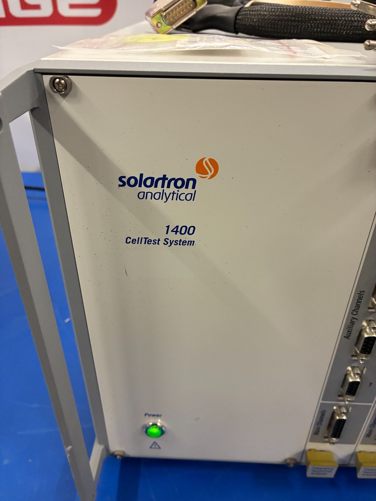 15575 Solartron Analytical 1400 / 1470E cell test system w/ 1455A frequence resp
