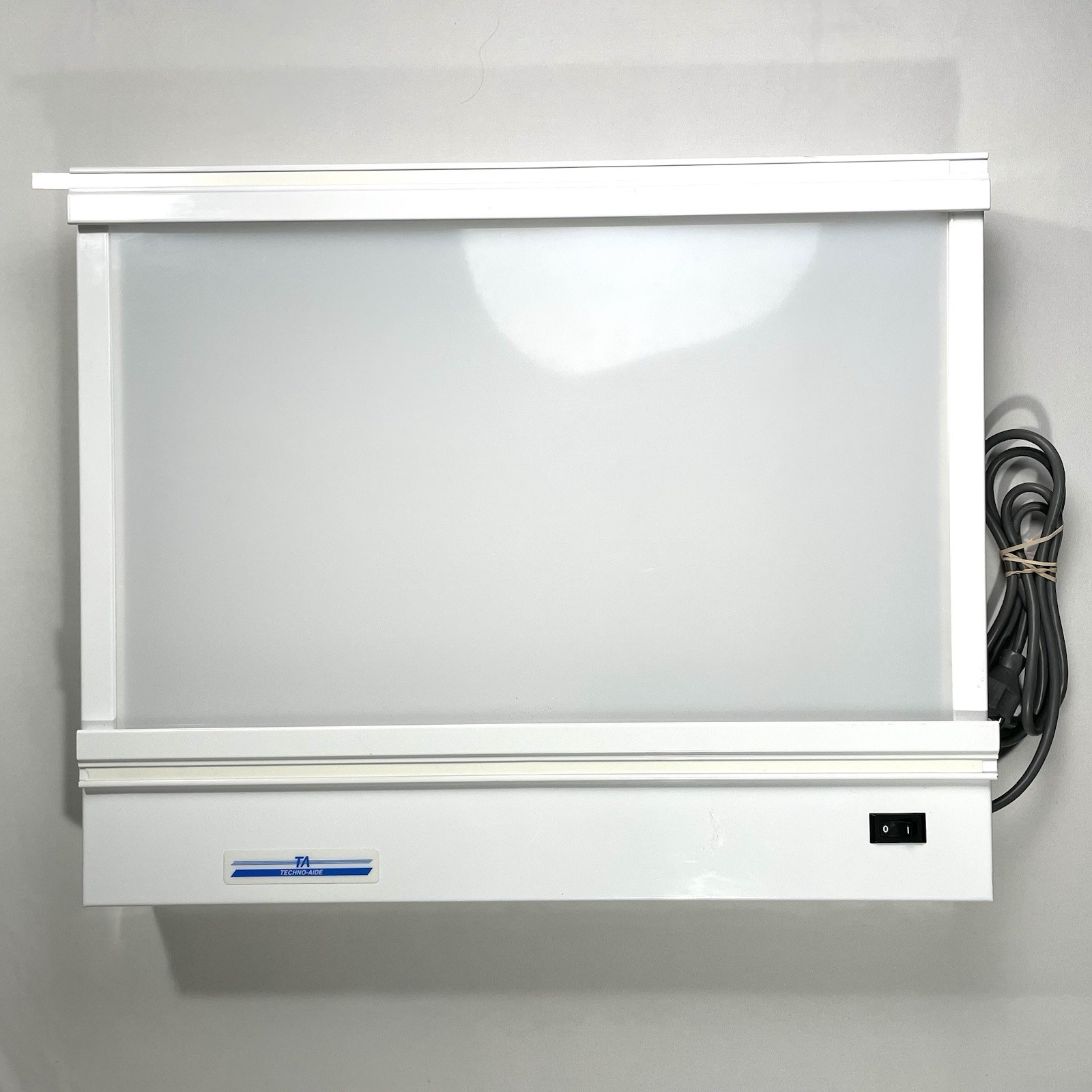 Techno-Aide TA X-Ray Illuminator 402D, 19×12 Inch Viewing Area Tested Working
