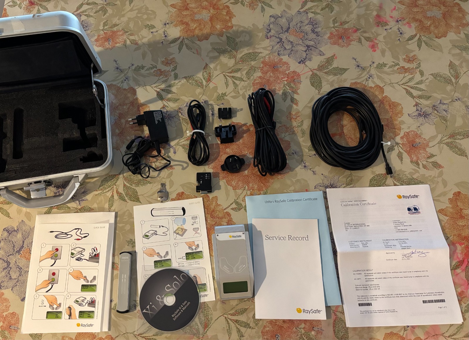 Unfors RaySafe Xi 8201023-D base Unit with Detectors – Old Stock- Please Read